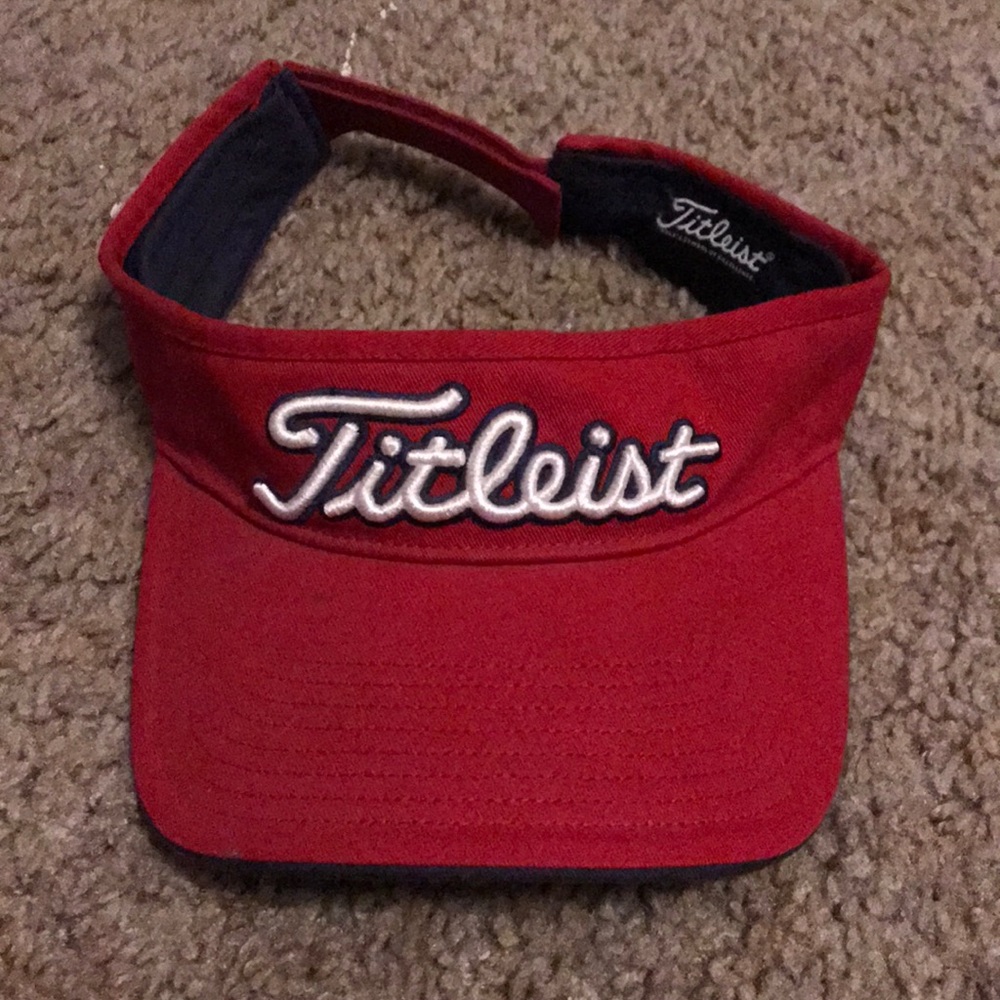 red titleist golf visor
